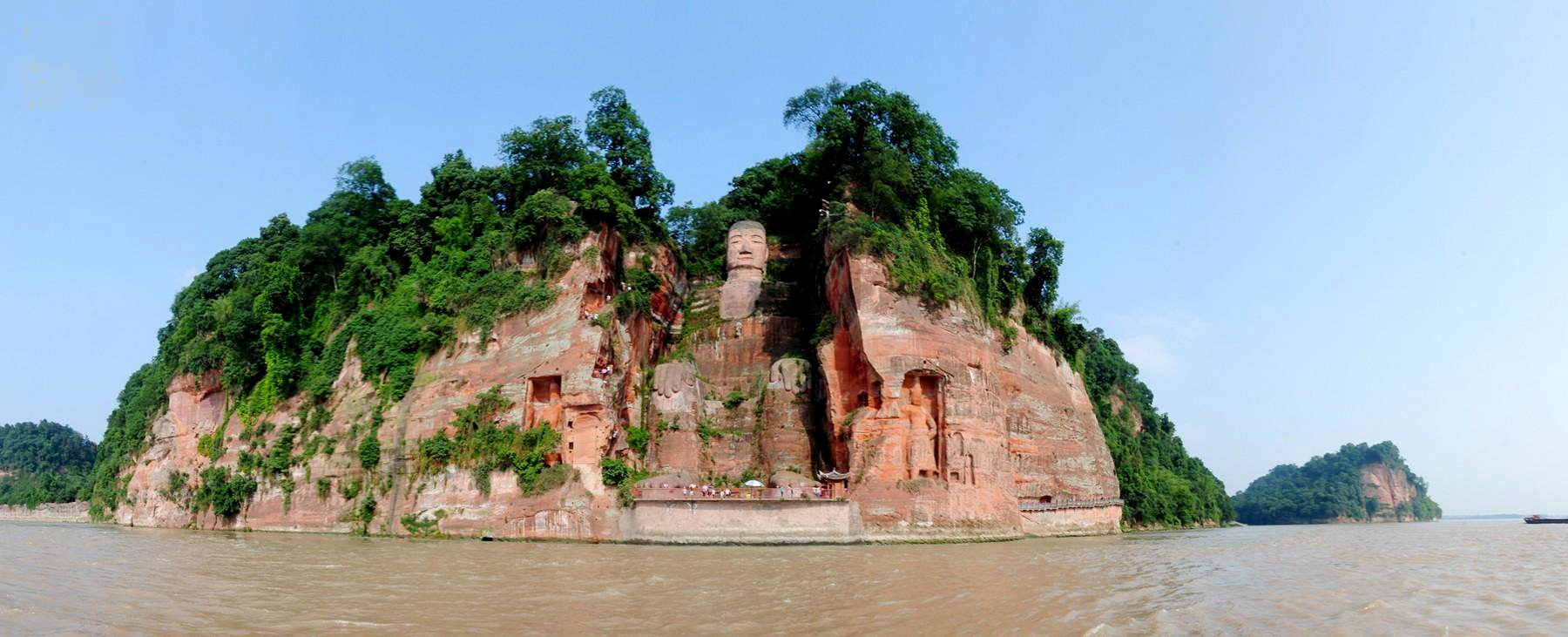 {21點}(乐山旅游景点有哪些景点)