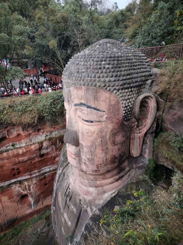 {21點}(乐山旅游景点有哪些景点)